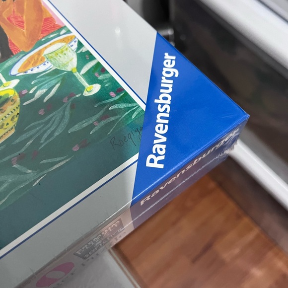 Brand new 1000 piece ravens burger puzzle - Picture 2 of 2